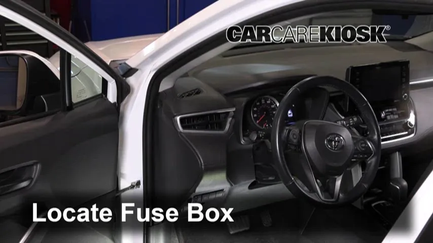 2022 Toyota Corolla Cross LE 2.0L 4 Cyl. Fusible (interior)